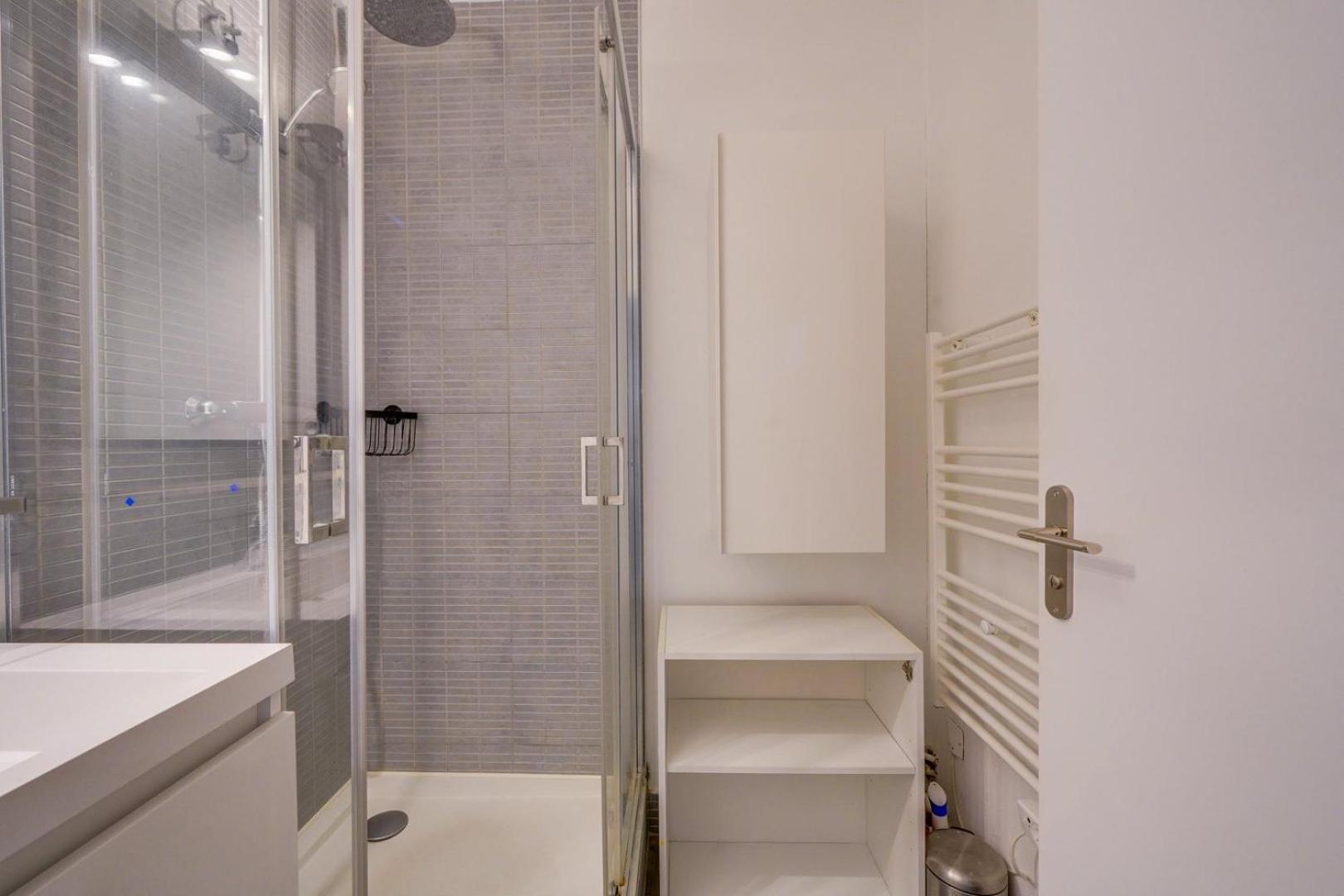 Pleasant Flat In Bordeaux With Terrace And Parking Apartman Kültér fotó