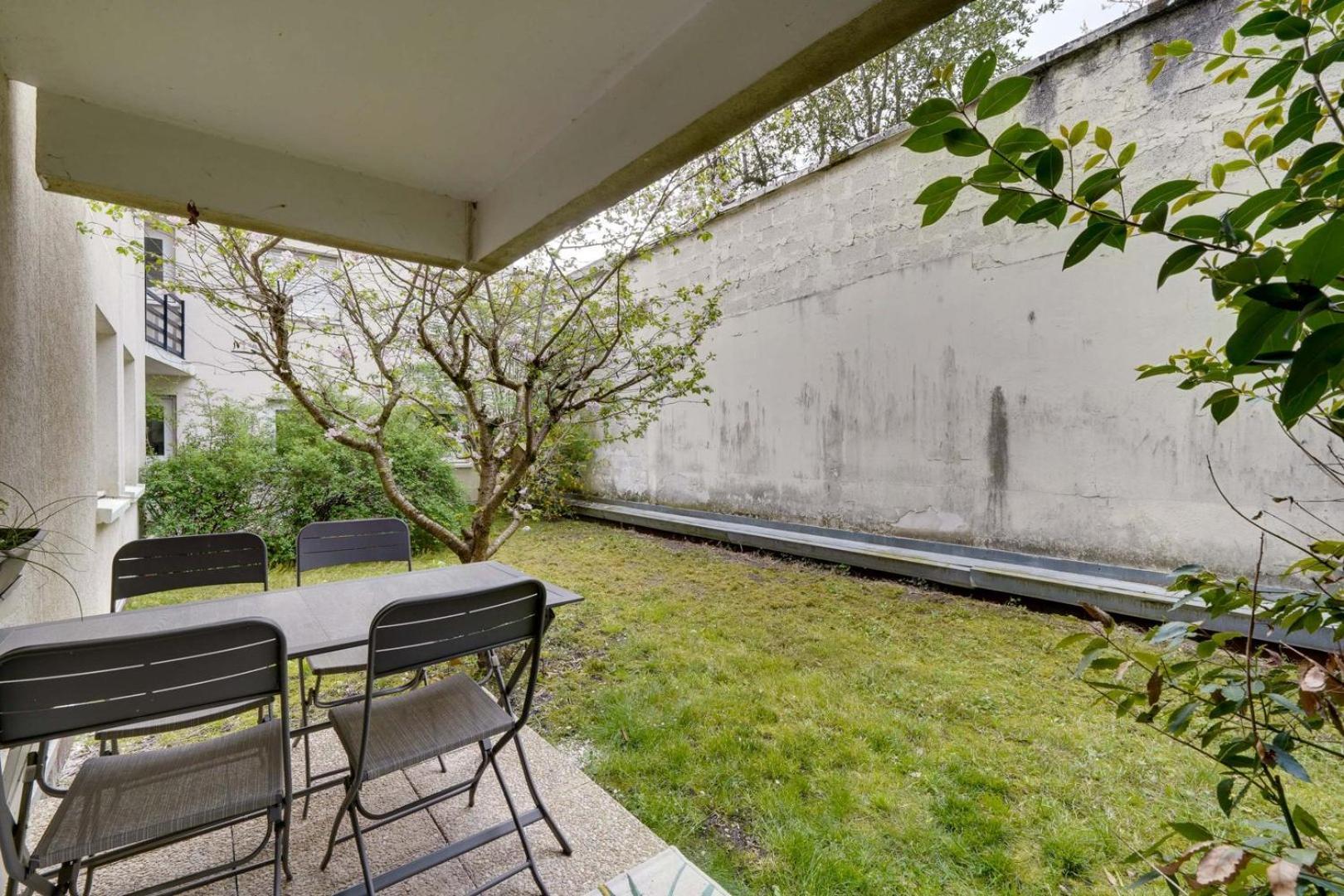 Pleasant Flat In Bordeaux With Terrace And Parking Apartman Kültér fotó